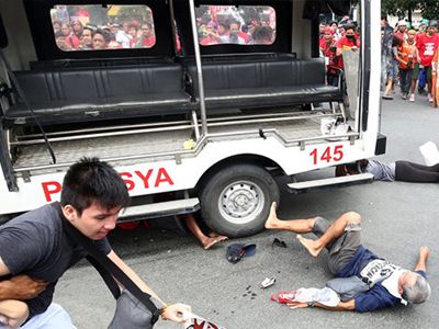 Philippines đình chỉ công tác hàng chục cảnh sát đàn áp người biểu tình