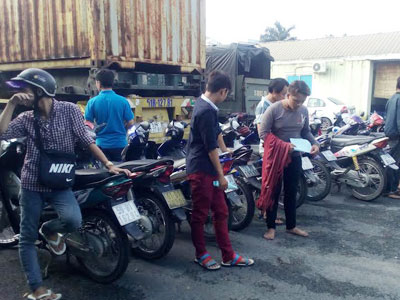 Cảnh sát vây bắt đoàn "bão đêm" ở vùng ven Sài Gòn