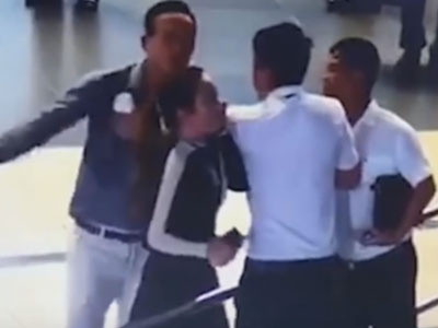 Công an triệu tập hành khách đánh vào đầu nữ nhân viên hàng không