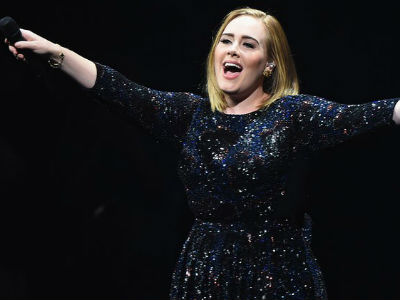 Doanh thu từ show diễn của Adele phá vỡ kỷ lục của Beyoncé