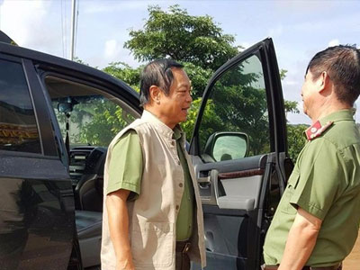 Thứ trưởng Công an vào hiện trường vụ xả súng hoa cải