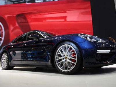 Porsche Panamera Turbo 2017 – Xe sang giá 10,6 tỷ tại Việt Nam
