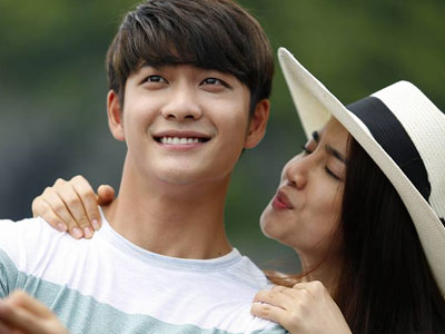 Trailer "Tuổi thanh xuân 2" đẹp như mộng gây bão mạng
