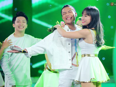 Chủ nhân hit "Một nhà" tố BTC "Vietnam Idol" đã xài chùa ca khúc, mà còn hành xử thiếu chuyên nghiệp