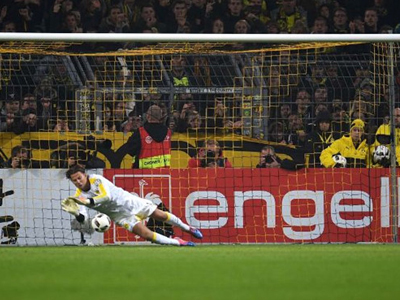 Cúp QG Đức: Dortmund suýt "chết" vì coi thường đối thủ