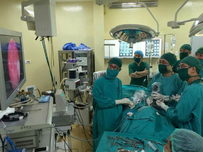 Đau đầu kéo dài, phát hiện u tuyến yên