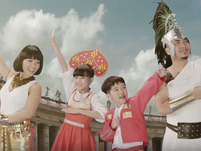 Bé Bảo An hát "Trái đất này là của chúng mình" phiên bản EDM