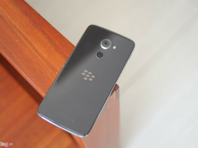Ảnh thực tế BlackBerry DTEK60 sắp về Việt Nam