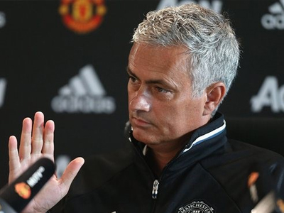 Mourinho lý giải nguyên nhân bỏ rơi Mkhitaryan