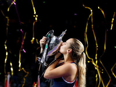 Hạ Kerber, Cibulkova lần đầu vô địch WTA Finals