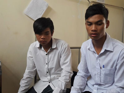 Công an viên tham gia đánh 2 học sinh nhập viện