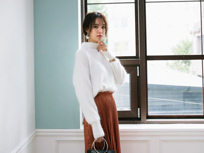 Bỏ túi những cách diện áo len dáng rộng "vừa ấm vừa chất" cho ngày trở lạnh