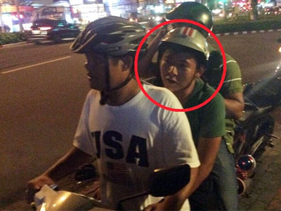 Lên mạng làm quen cô gái rồi lừa lấy xe tay ga