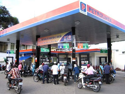Mở thêm 400 cây xăng, có cây xăng dưới nước