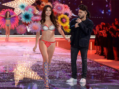 Victoria's Secret 2016 đã nóng lại càng nóng hơn với phần trình diễn của 3 siêu sao này