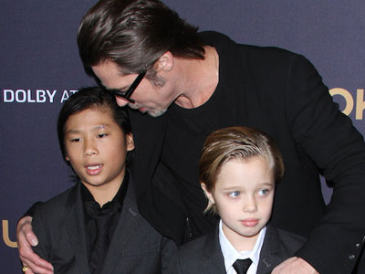 Pax Thiên và Shiloh muốn sống với Brad Pitt