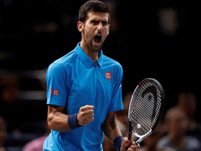 Djokovic thắng ngược Dimitrov, vào tứ kết Paris Masters