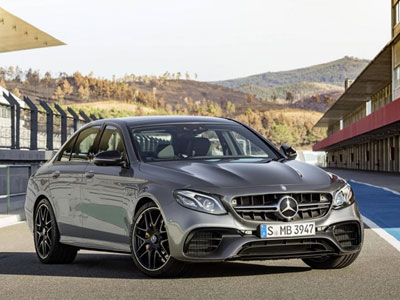 Mercedes E63 AMG 2017 - Siêu xe trong hình hài sedan
