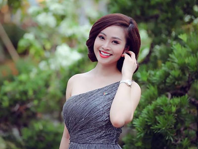 Quá khứ nhiều nước mắt của MC có nụ cười đẹp nhất VTV