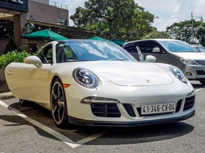 Siêu xe Porsche bản số lượng đặc biệt tại Sài Gòn
