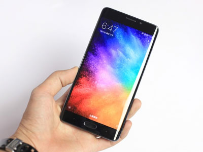Smartphone giống Galaxy Note 7 của Xiaomi về VN