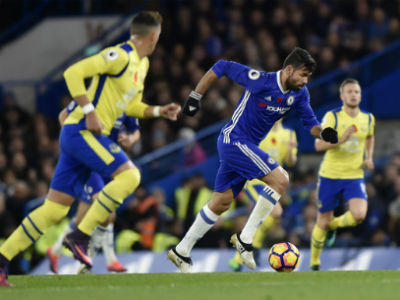 Chelsea đè bẹp Everton, chiếm ngôi đầu Ngoại hạng Anh