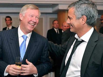 Tham vọng trở thành Sir Alex đang làm hại Mourinho