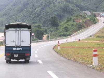 740 tỷ đồng mở rộng 25km cao tốc Nội Bài - Lào Cai