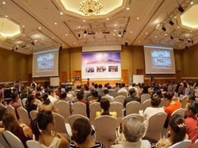Công ty đa cấp bán áo gần 300 triệu/chiếc bị rút giấy phép