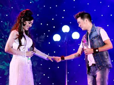 Không phải Mỹ Tâm, đây mới là người thân thiết với Mr Đàm
