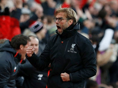 Liverpool lên đỉnh bảng: "Giáo sư" hậm hực, Klopp cười thả ga