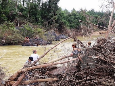 Tìm thấy thi thể nam thanh niên sau 5 ngày bị nước cuốn trôi