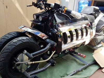 Xế lạ có kiểu dáng Dodge Tomahawk đầu tiên ở Việt Nam