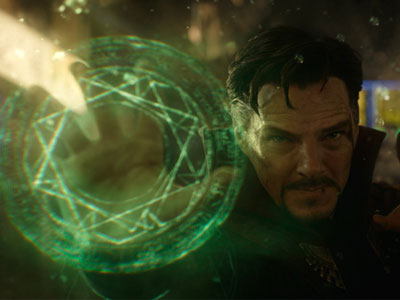 Bắc Mỹ bùng nổ với siêu phẩm "Doctor Strange"