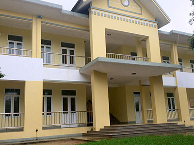 Chưa đóng tiền xây dựng, học sinh bị bêu tên trên loa phát thanh