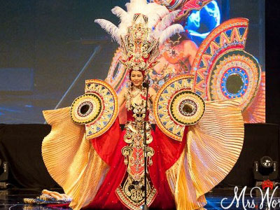 Hoa hậu gốc Việt Xuân Thủy lọt Top 5 Hoa hậu Quý bà Thế giới