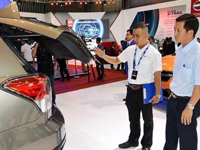 Nhập ôtô ồ ạt né thuế nhưng… không thoát!