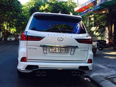 Lexus LX570 Sport Plus 2016 biển "tứ quý" 9 của đại gia Thừa Thiên Huế