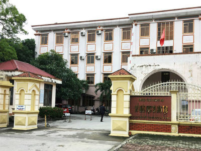Không trúng thầu, doanh nghiệp kiện giám đốc Sở GD-ĐT Nghệ An