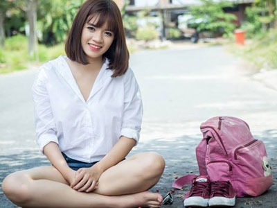 Gặp cô gái xinh đẹp có sức mạnh "bê cả thế giới lên giường"