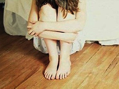 Khai trừ Đảng cán bộ văn hóa xã làm người tình ngất trong nhà trọ
