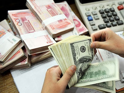 USD tăng vọt, NDT giảm kỷ lục: Mối đe dọa cuối năm