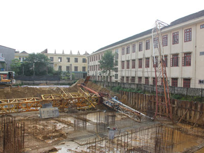 Cẩu sập làm chết nam sinh thuộc công trình không phép