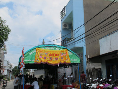 Truy lùng hung thủ sát hại dã man nữ chủ tiệm tạp hóa