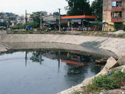 Hộ gia đình sắp phải nộp phí nước thải