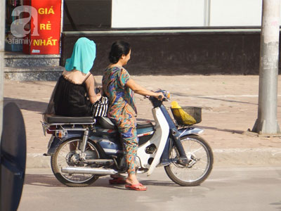 Nhìn những hình ảnh nắng nóng oi ả này, có ai tin là Hà Nội đang vào giữa "tháng mùa đông"?