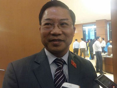 ĐBQH: "Đi mượn xe người khác không vi phạm pháp luật nên không được phạt lỗi chính chủ"