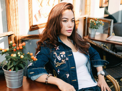 Trương Ngọc Ánh kiêu kỳ dạo chơi châu Âu