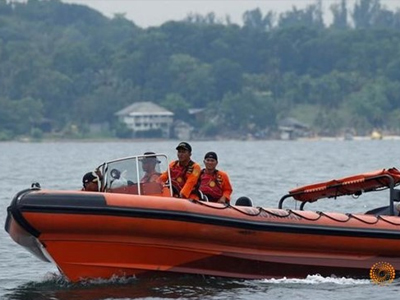 Tàu Indonesia va chạm tàu Việt Nam, 15 người mất tích