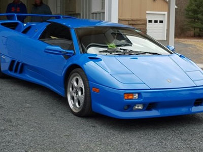Lamborghini cũ của Donald Trump được rao bán trên eBay